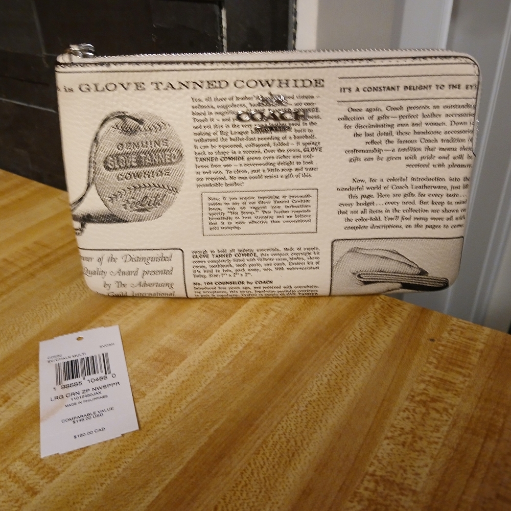 Coach NWT 1941 Large Zip Wristlet (Really Cool) - Picture 2 of 7